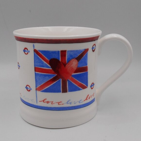 ROSE OF ENGLAND ORIGINAL DESIGN MUG COFFEE CUP FLAG LOVE HEART FINE BONE CHINA - Picture 4 of 9
